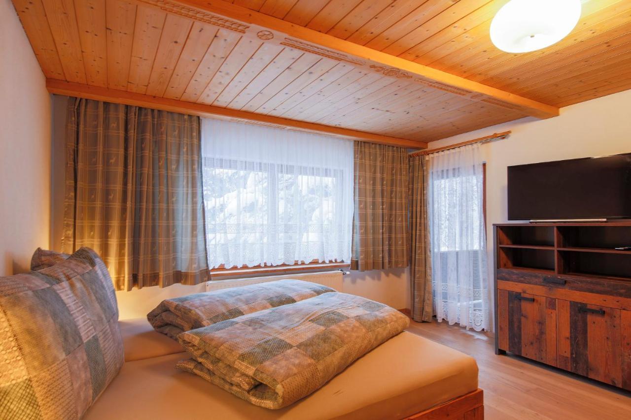 Gaestehaus Strauss Seefeld in Tirol Exterior photo